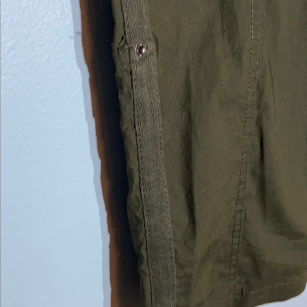 NWT Style & Co Mid Rise Convertible Leg Army Green - Picture 2 of 6